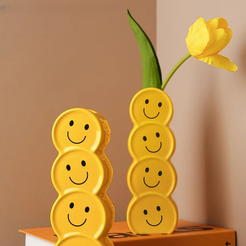 Vase Happy